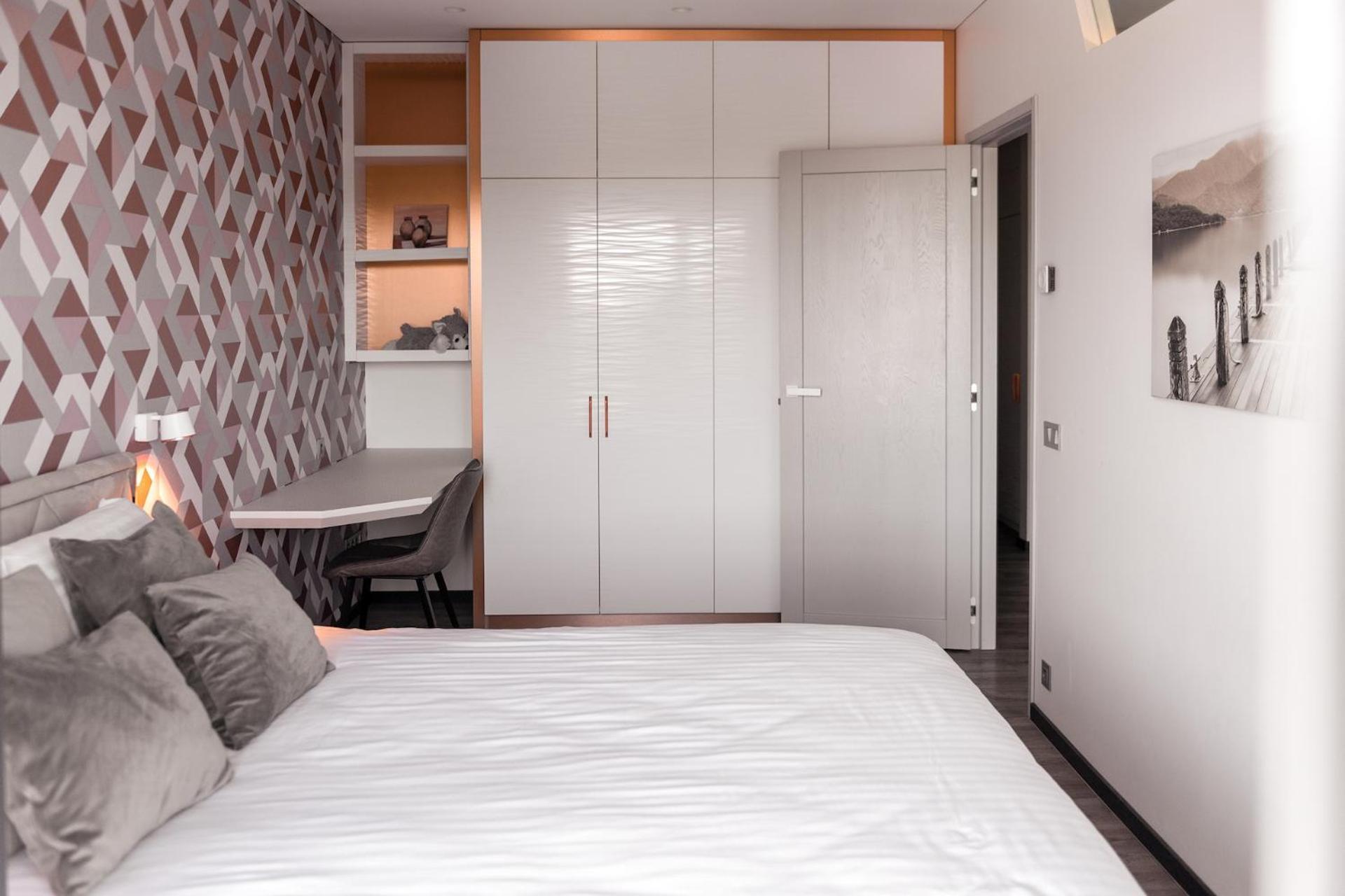 Bright Kaunas Apartment With Castle View Экстерьер фото
