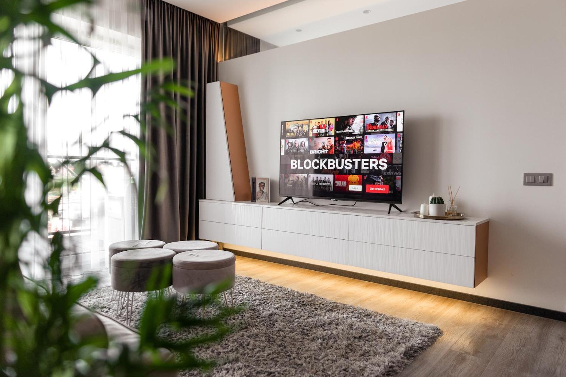 Bright Kaunas Apartment With Castle View Экстерьер фото