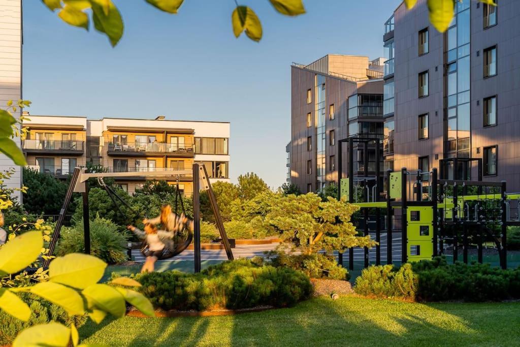 Bright Kaunas Apartment With Castle View Экстерьер фото